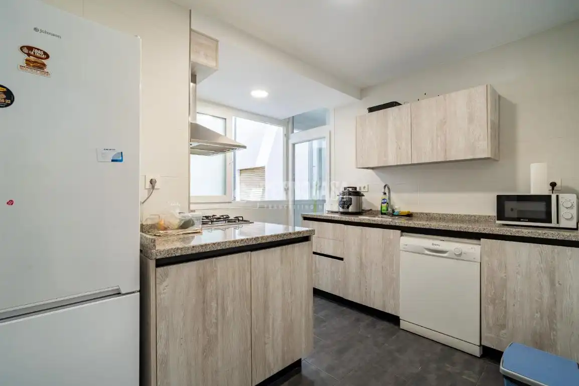 Cocina de Piso en venta en Granada