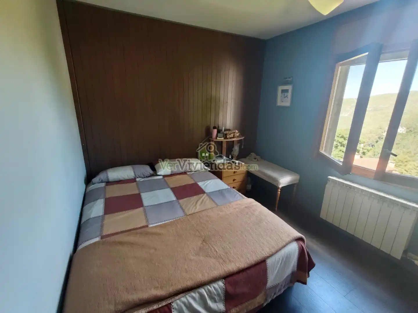 Dormitori de Casa o xalet en venda en Vallirana amb Calefacció, Jardí privat i Terrassa