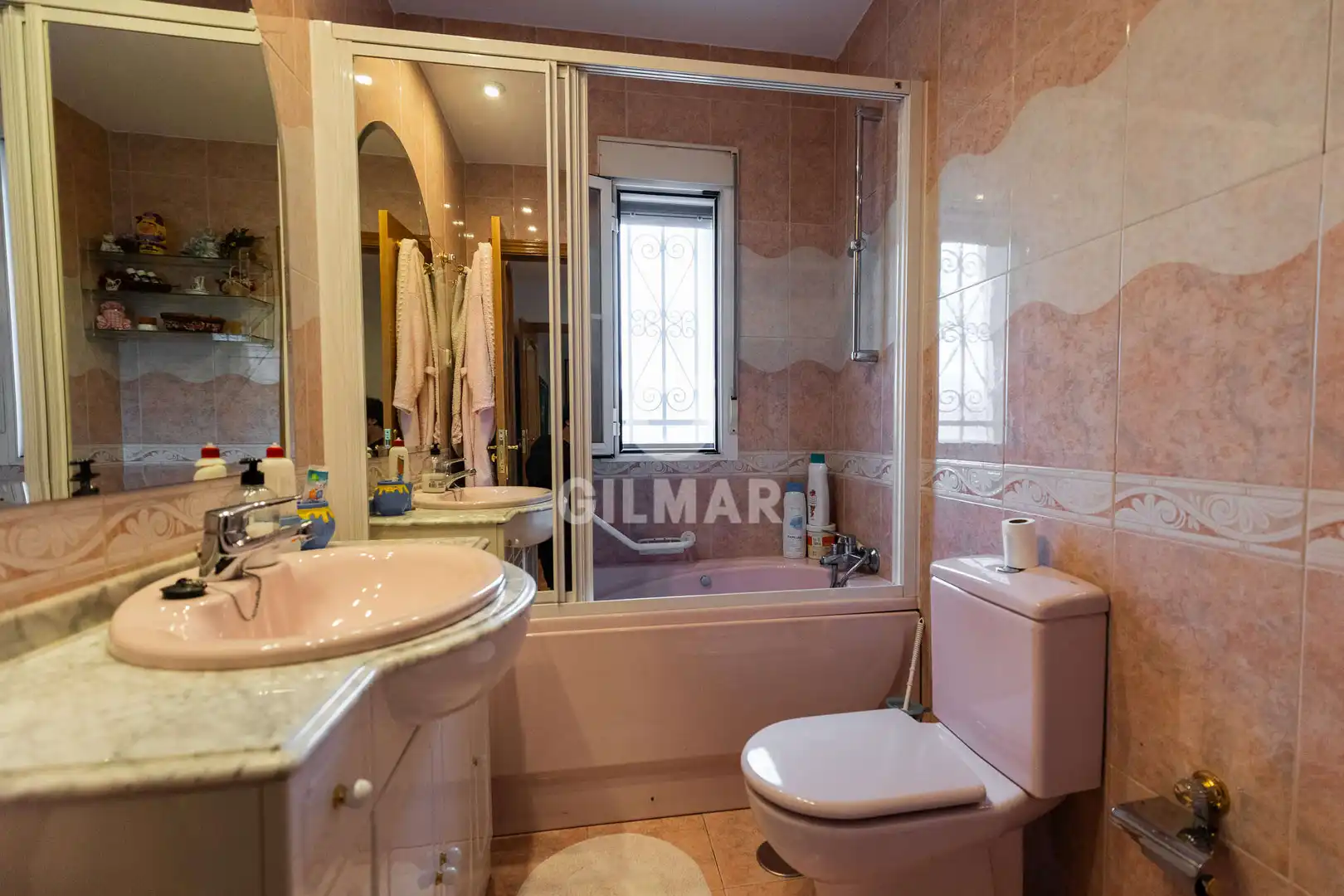 Bathroom of Houses for sale in Colmenarejo  with Heating, Private garden and Swimming Pool