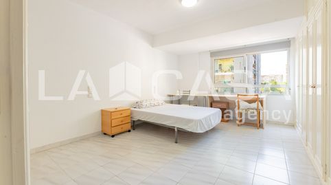 Foto 3 de Piso en venta en Carrer de Campoamor, Ciutat Jardí, Valencia Capital