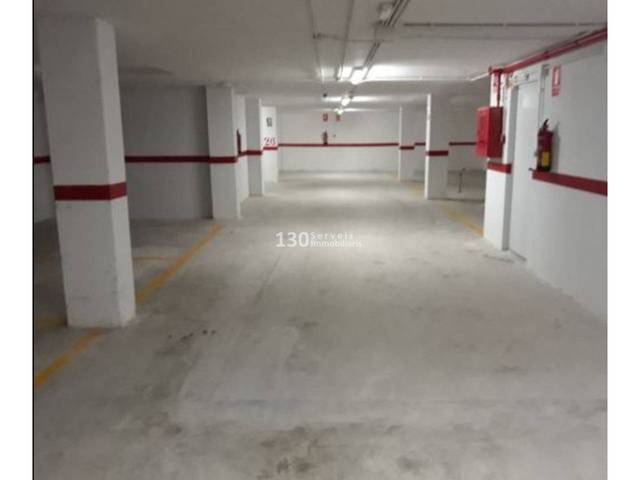 Garaje en Venta en Avenida Generalitat en La Sénia