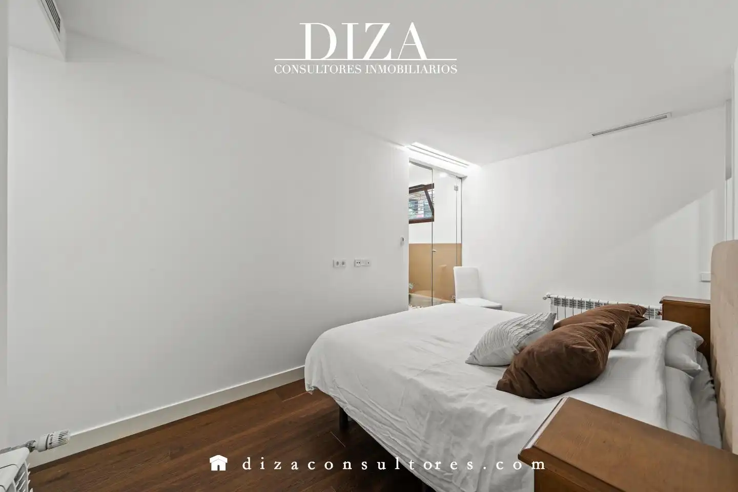 Habitación de Dúplex de alquiler en Madrid con Aire acondicionado y Amueblado