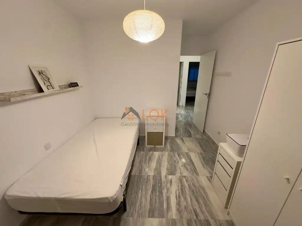 Habitación de Piso en venta en Málaga