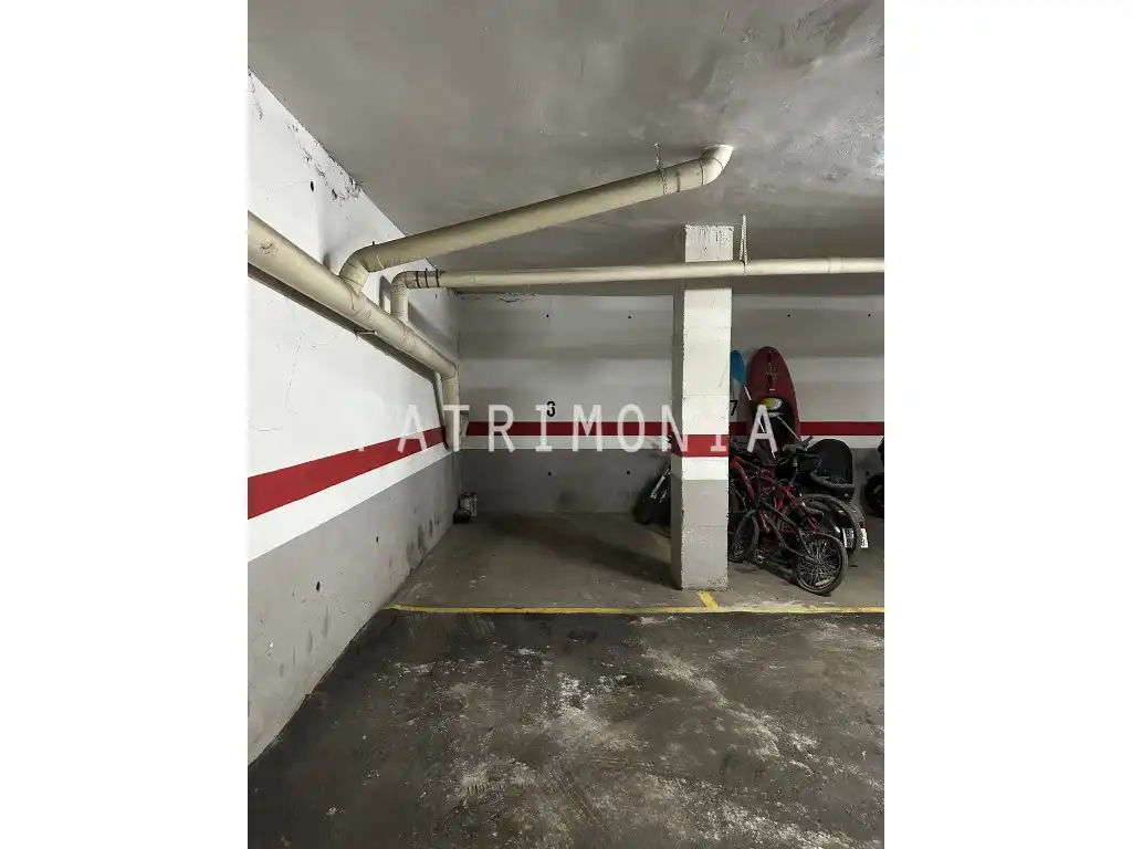 Aparcament de Garatge en venda en Barcelona