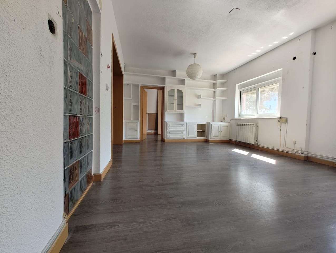 Sala d'estar de Pis en venda en  Madrid Capital amb Terrassa