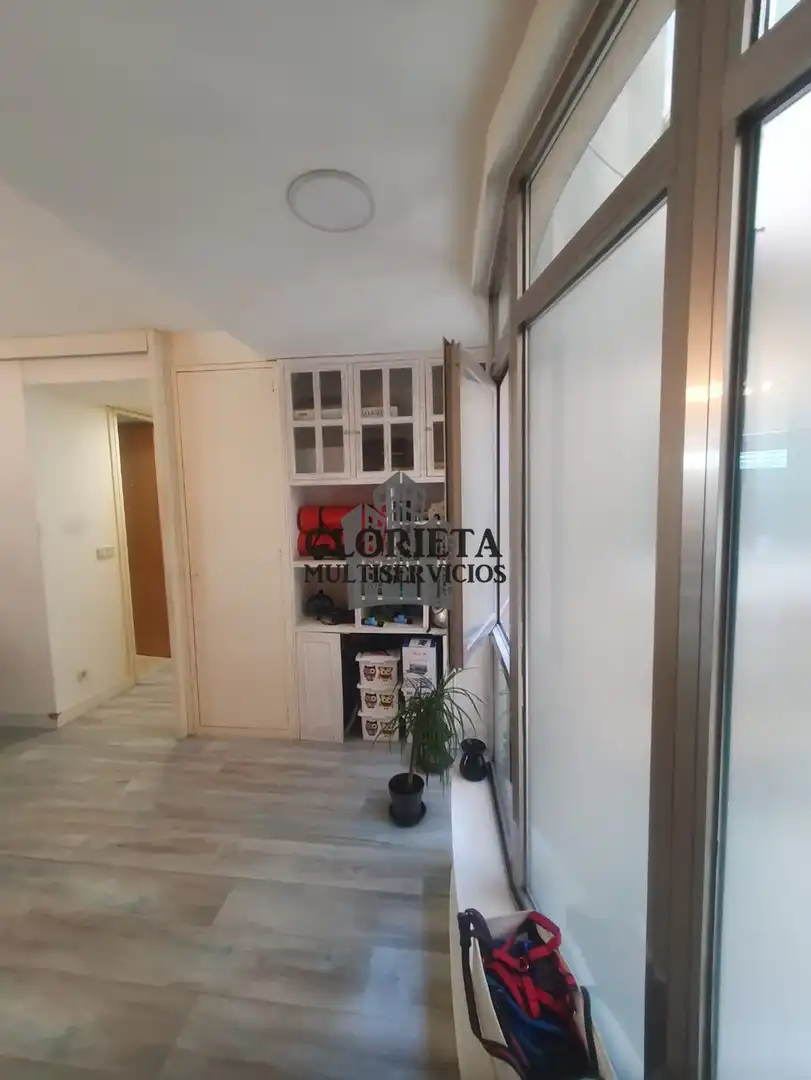 Piso en venta en Vigo  con Calefacción, Trastero y Amueblado