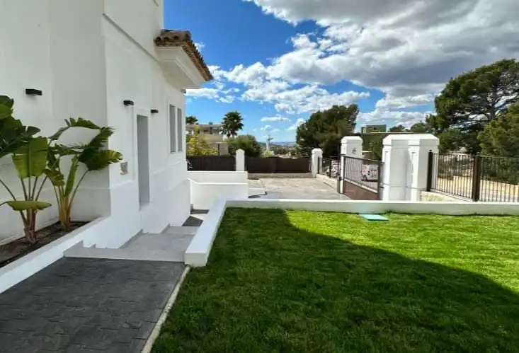 Casa amb piscina en venda a Golf Bahía, imagen 15