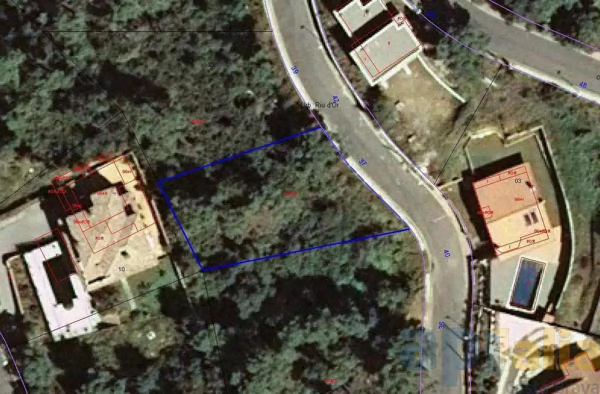Terreny residencial en venda a Carrer Alzina