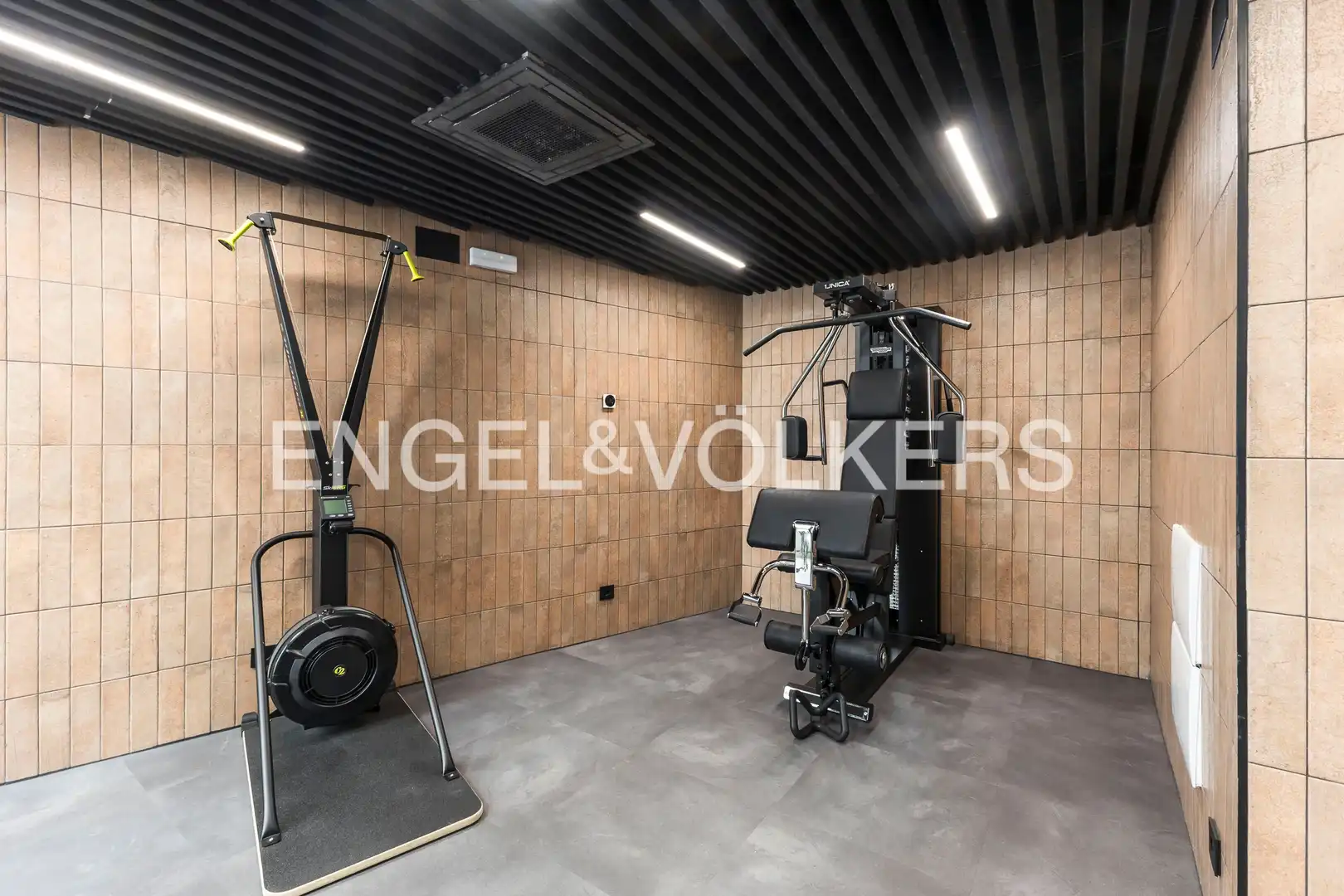 Ático en venta en Madrid con Aire acondicionado, Calefacción y Terraza