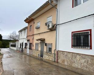 Exterior view of Flat for sale in Requena  with Air Conditioner and Terrace