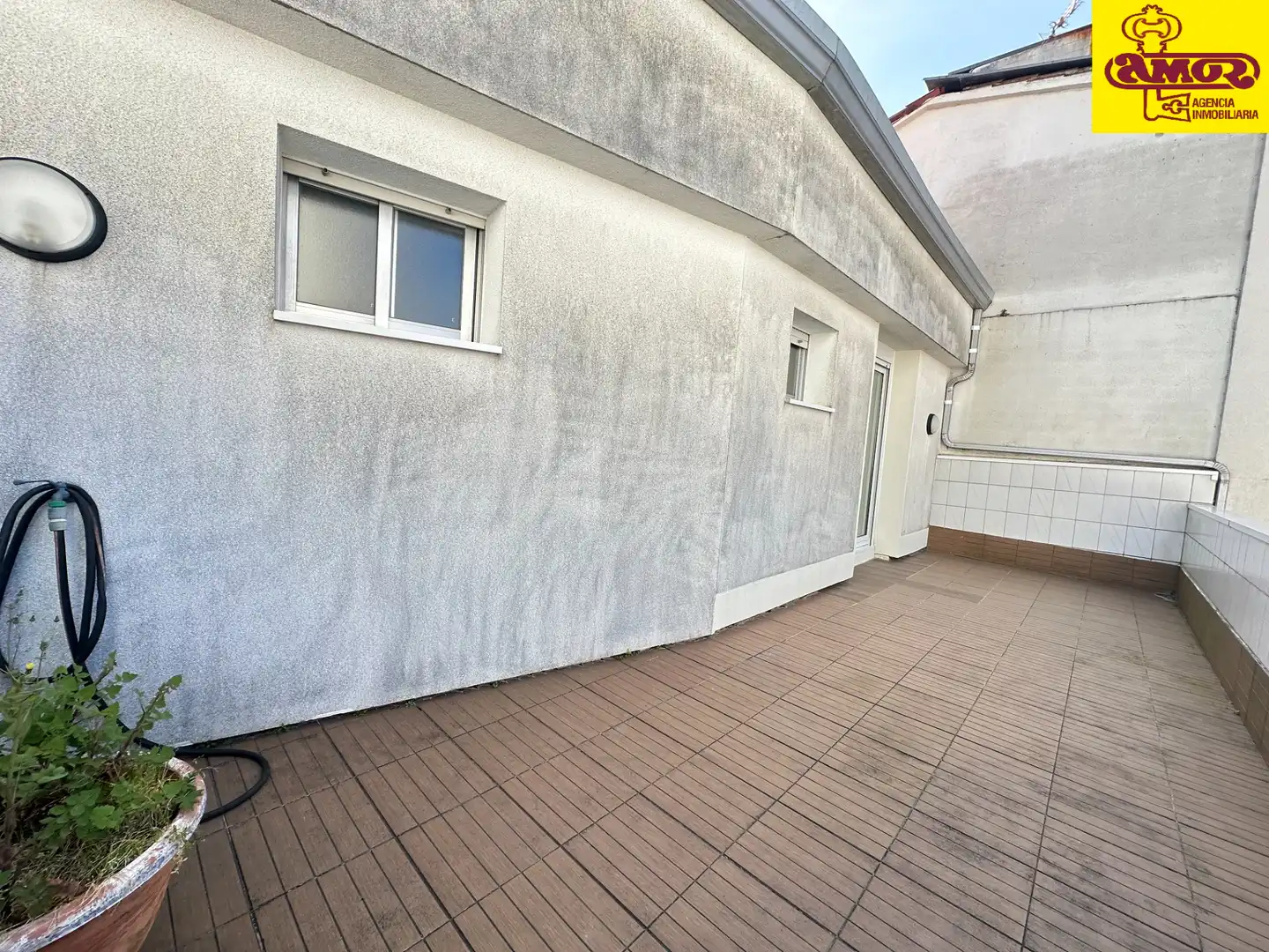 Terraza de Piso en venta en Santiago de Compostela  con Calefacción, Terraza y Trastero