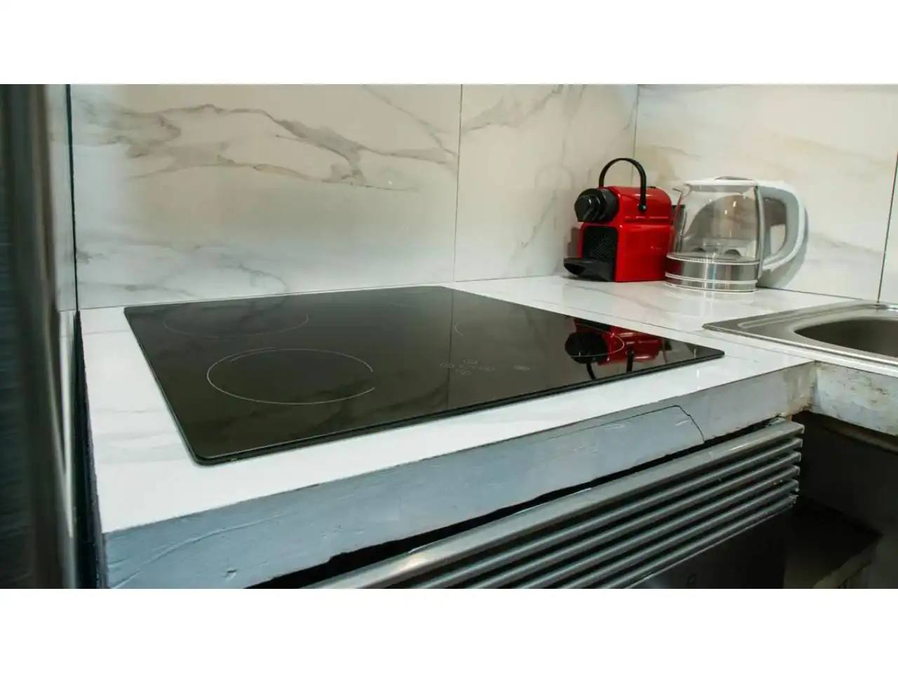 Kitchen of Study for sale in Barcelona  with Parquet flooring