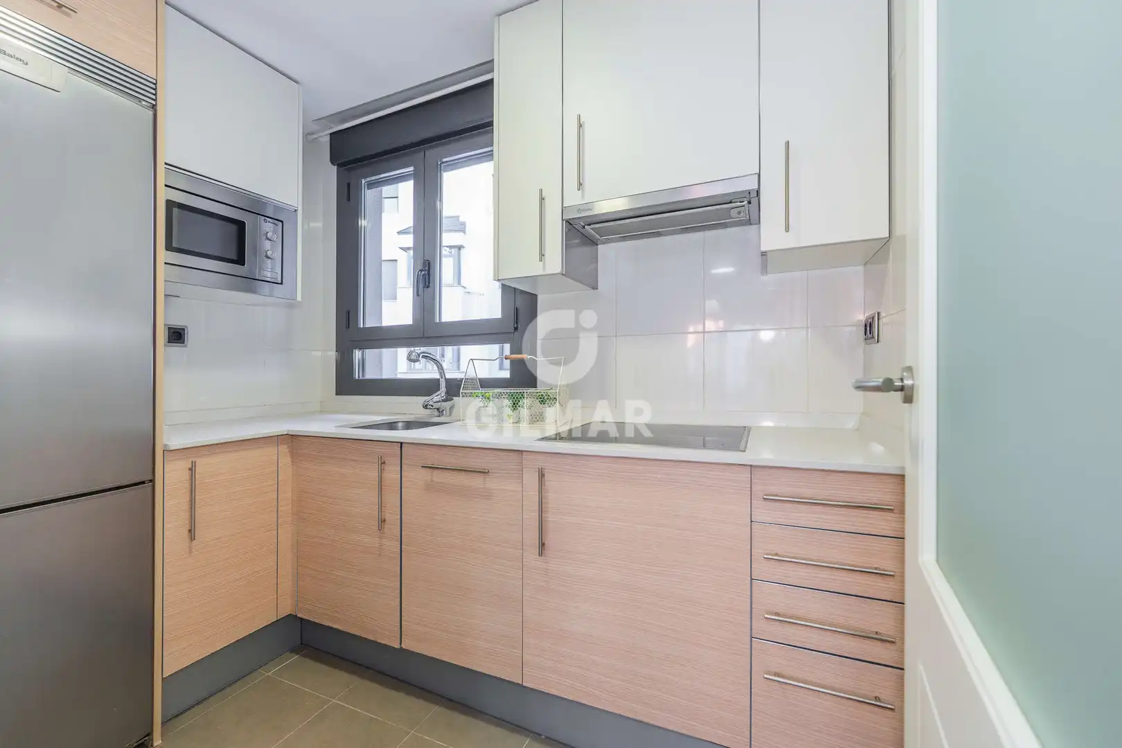 Kitchen of Attic for sale in Madrid  with Heating, Private garden and Storage room