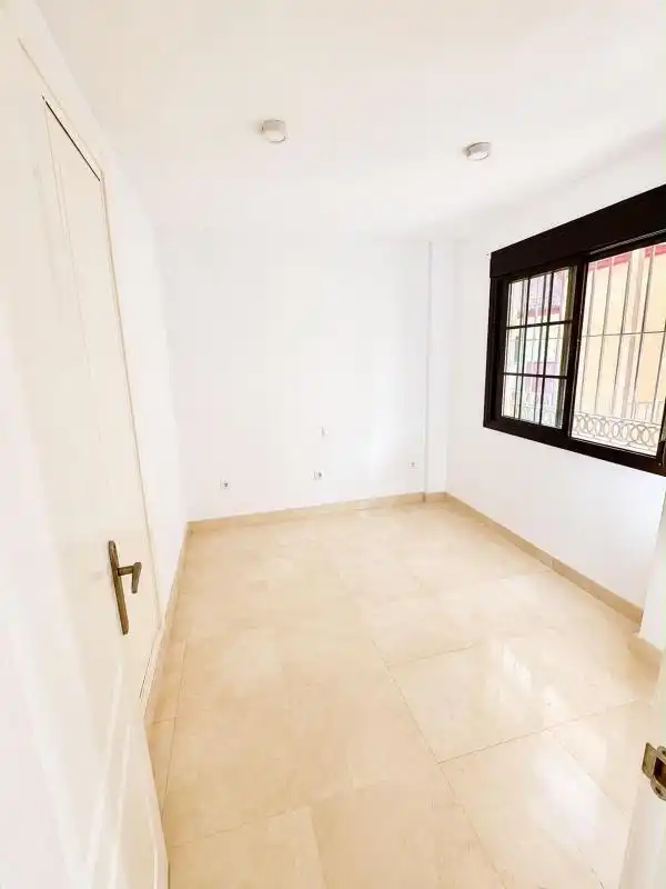 Bedroom of Flat for sale in Benalmádena  with Heating, Terrace and Swimming Pool