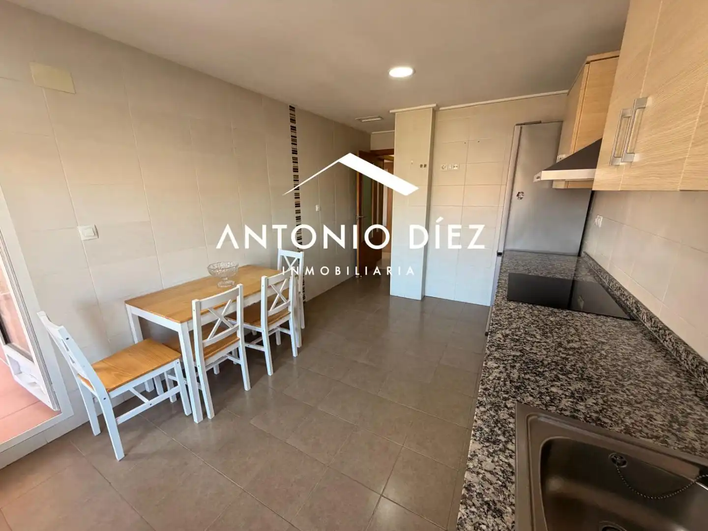 Cocina de Piso en venta en Monforte del Cid con Terraza, Trastero y Amueblado