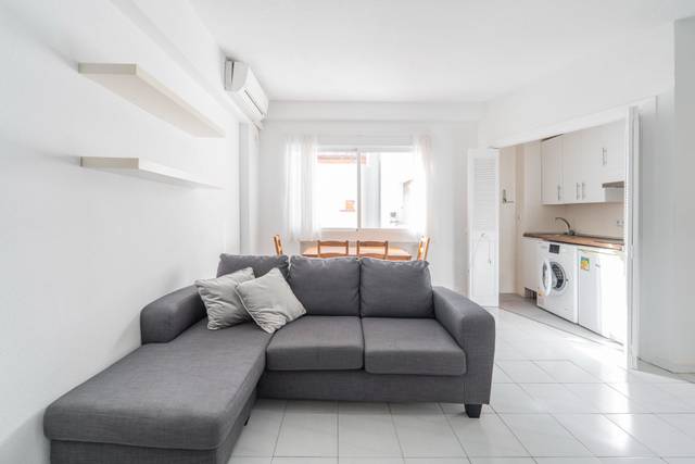 Piso en Venta en Universidad - Malasaña