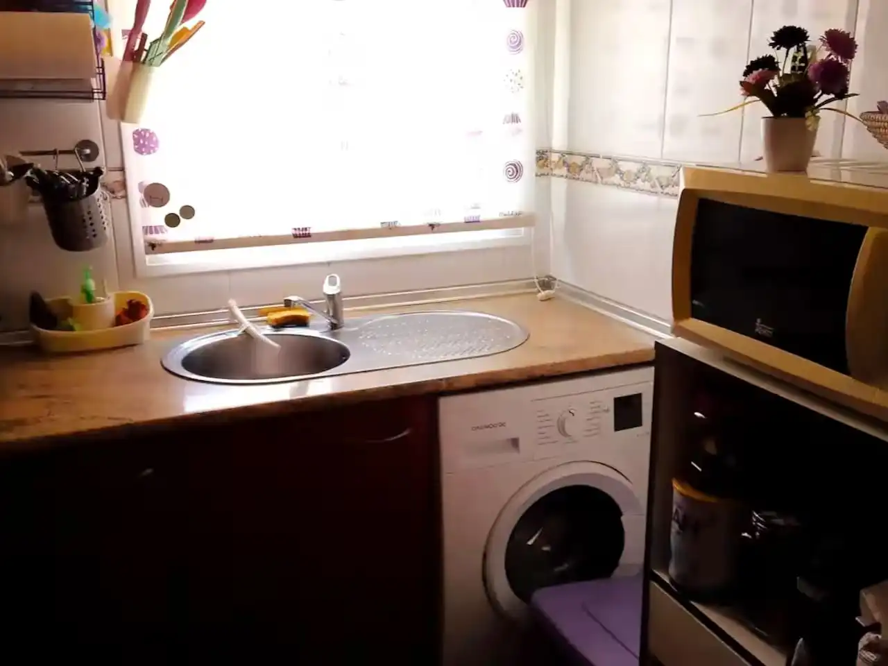 Cuina de Àtic de lloguer en Fuengirola amb Aire condicionat, Jardí privat i Terrassa