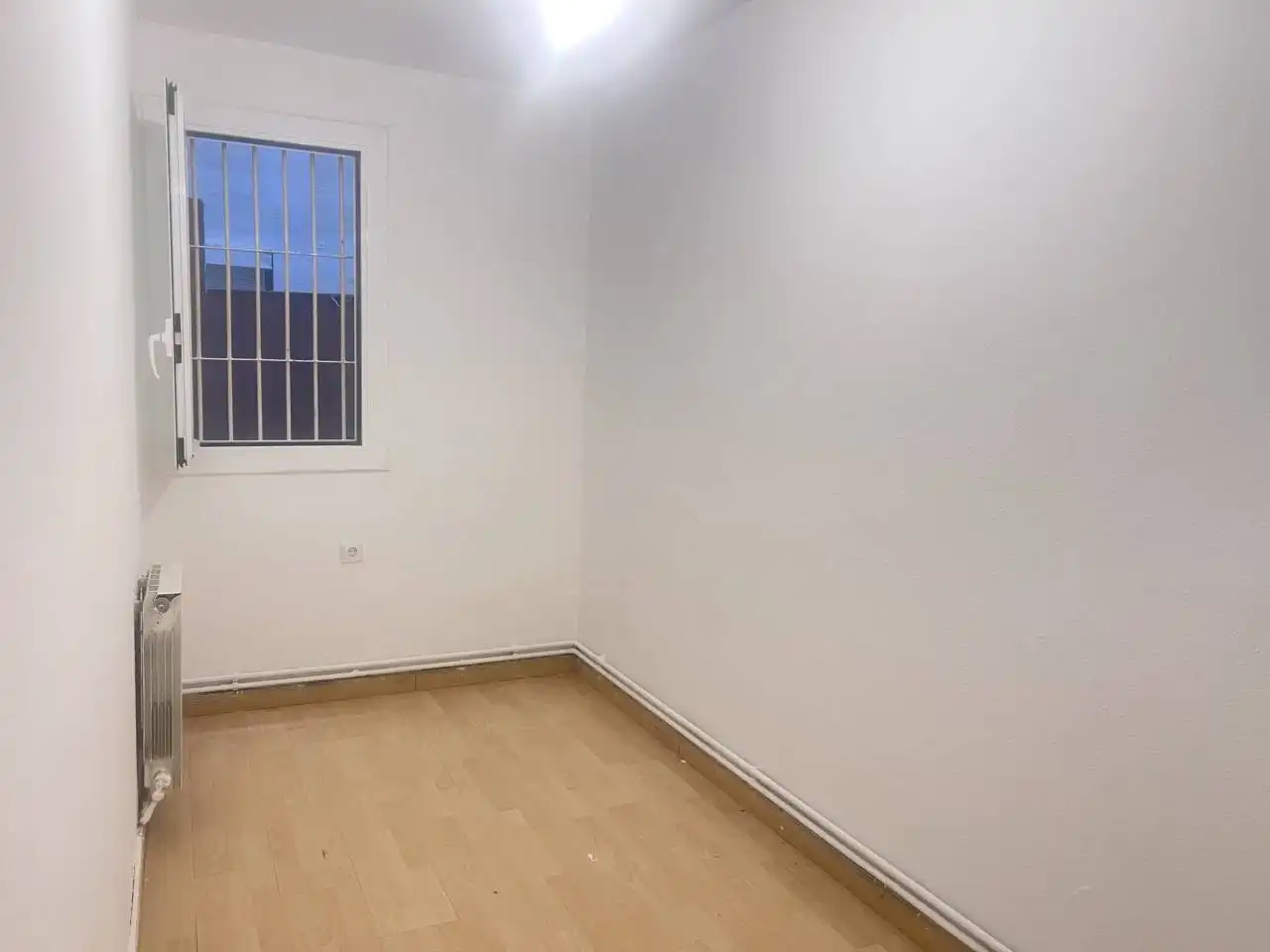 Habitación de Piso en venta en Hostal