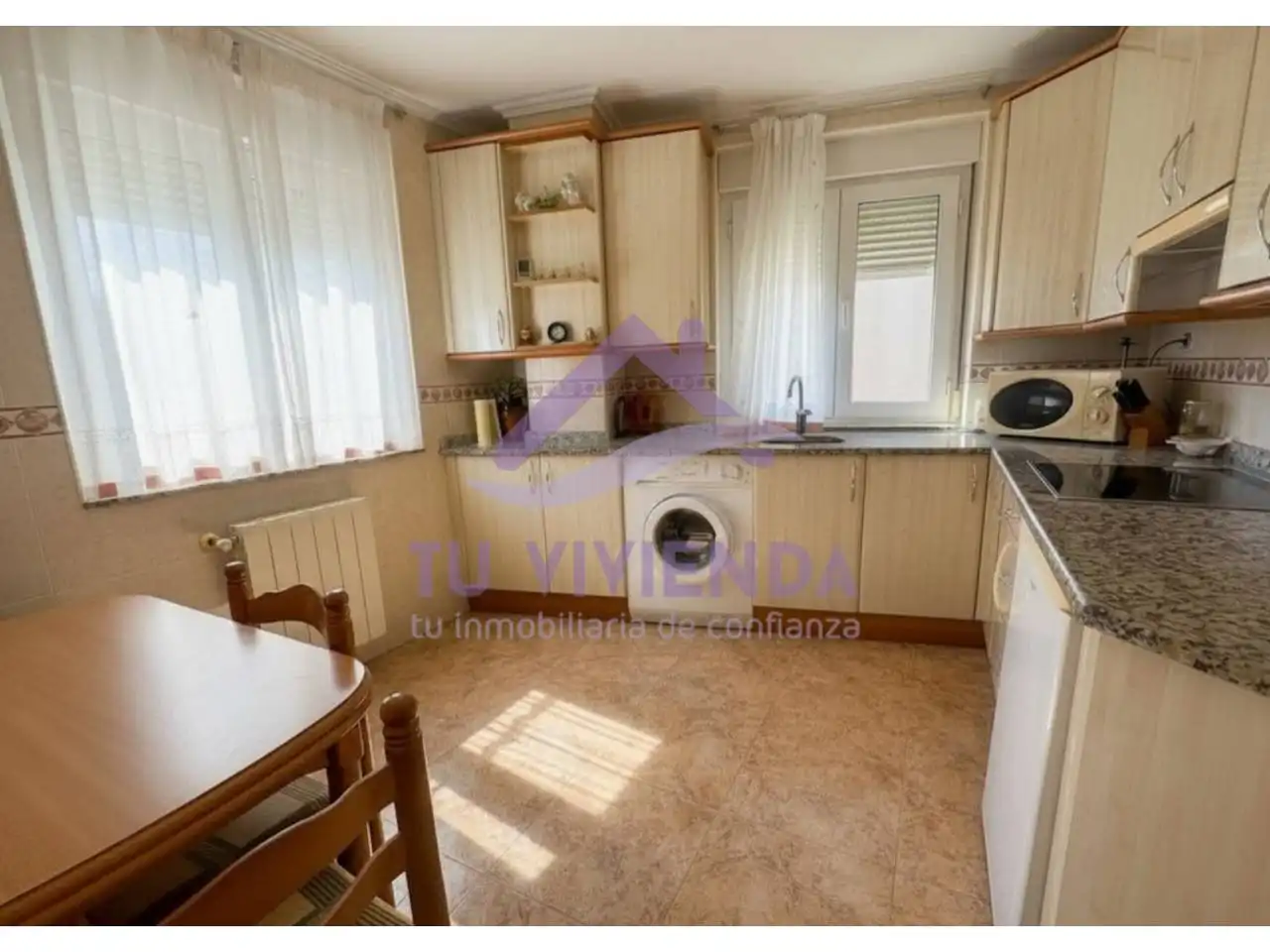 Kitchen of Houses for sale in Villota del Páramo  with Heating