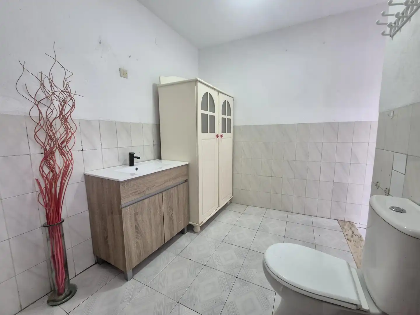 Baño de Ático en venta en Montijo con Calefacción y Terraza