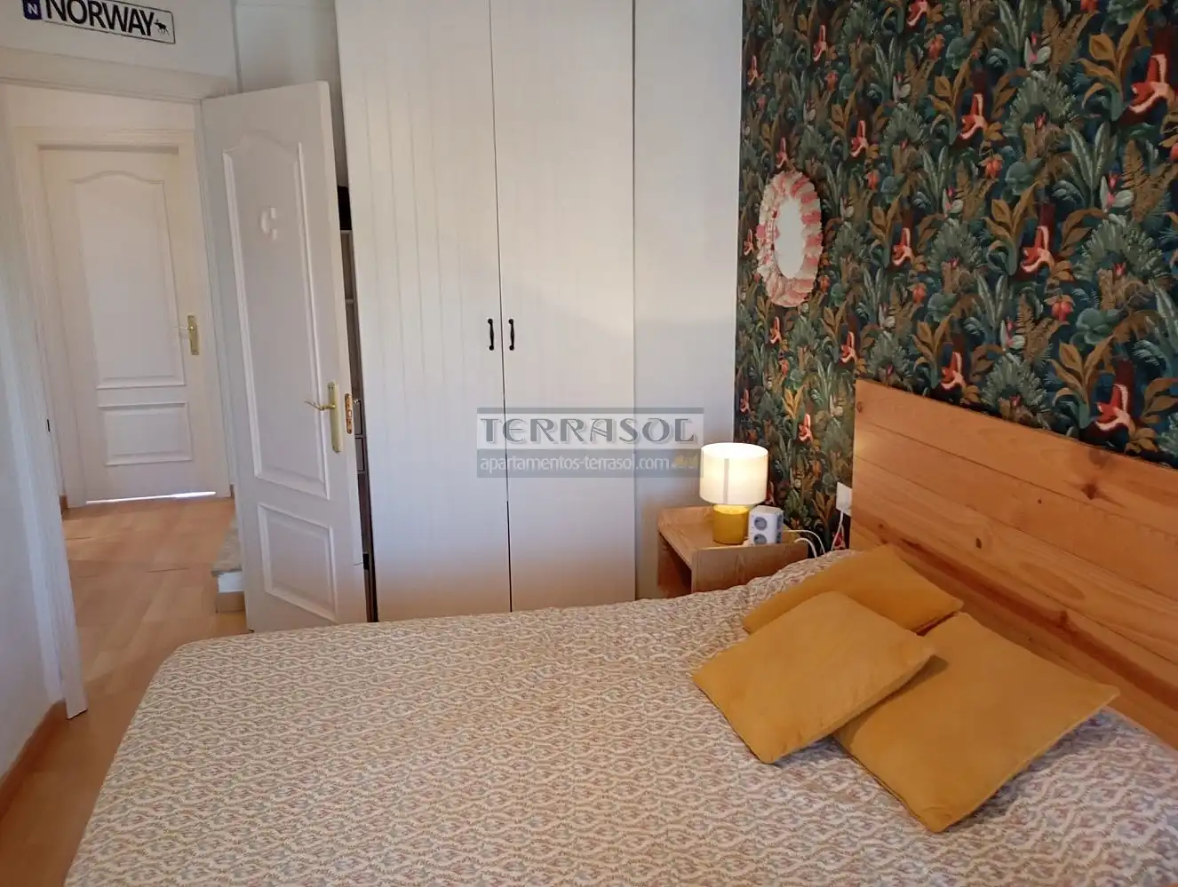 Bedroom of Detached homes for sale in Vélez-Málaga  with Air Conditioner, Heating and Terrace