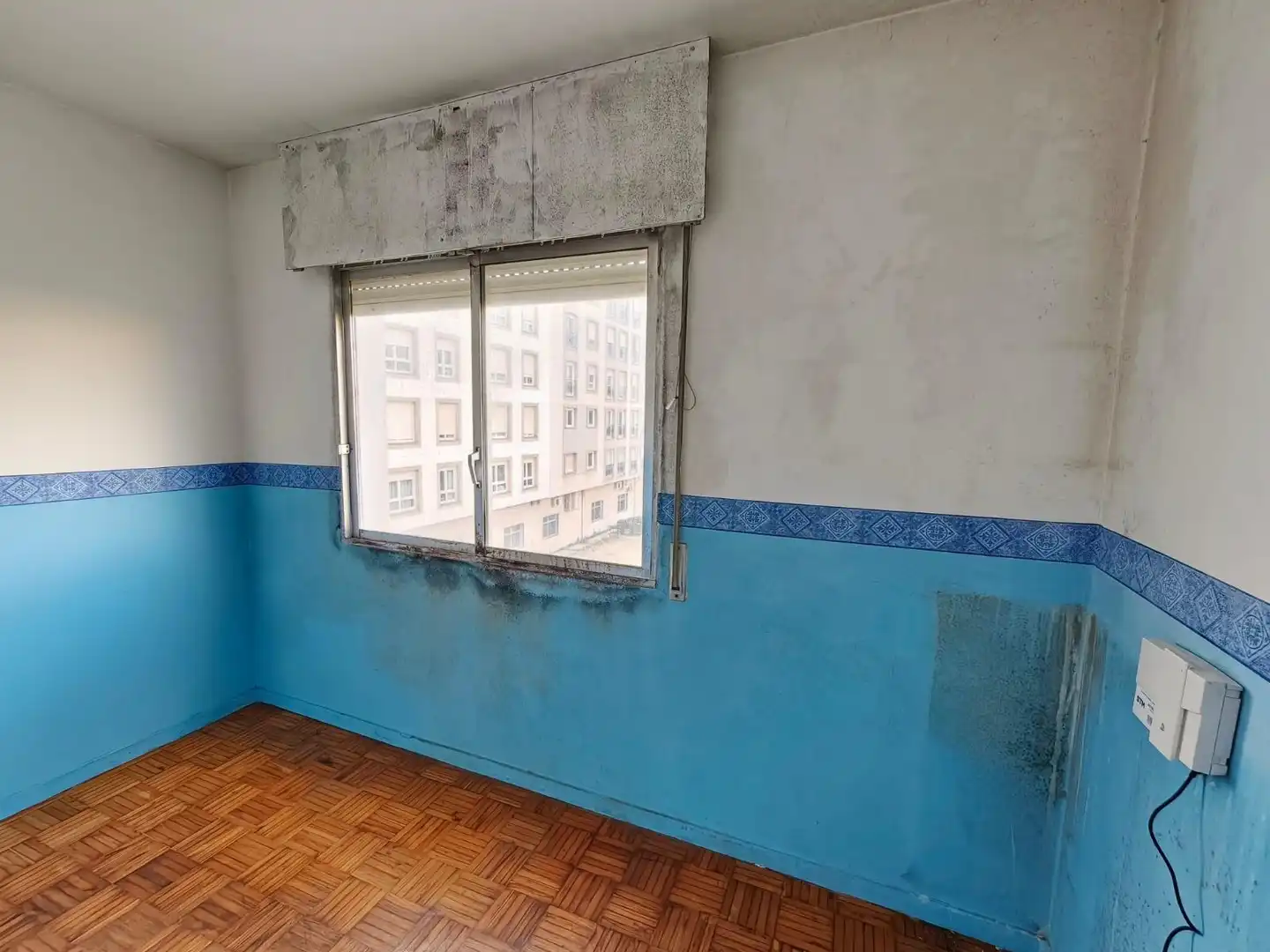 Schlafzimmer von Wohnung zum Verkauf in Pontevedra Capital  mit Privatgarten
