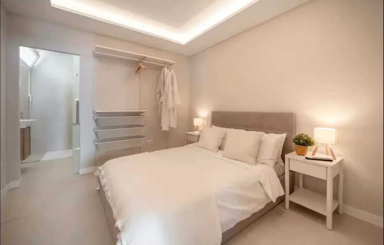 Bedroom of Attic for rent in Nueva Andalucía
