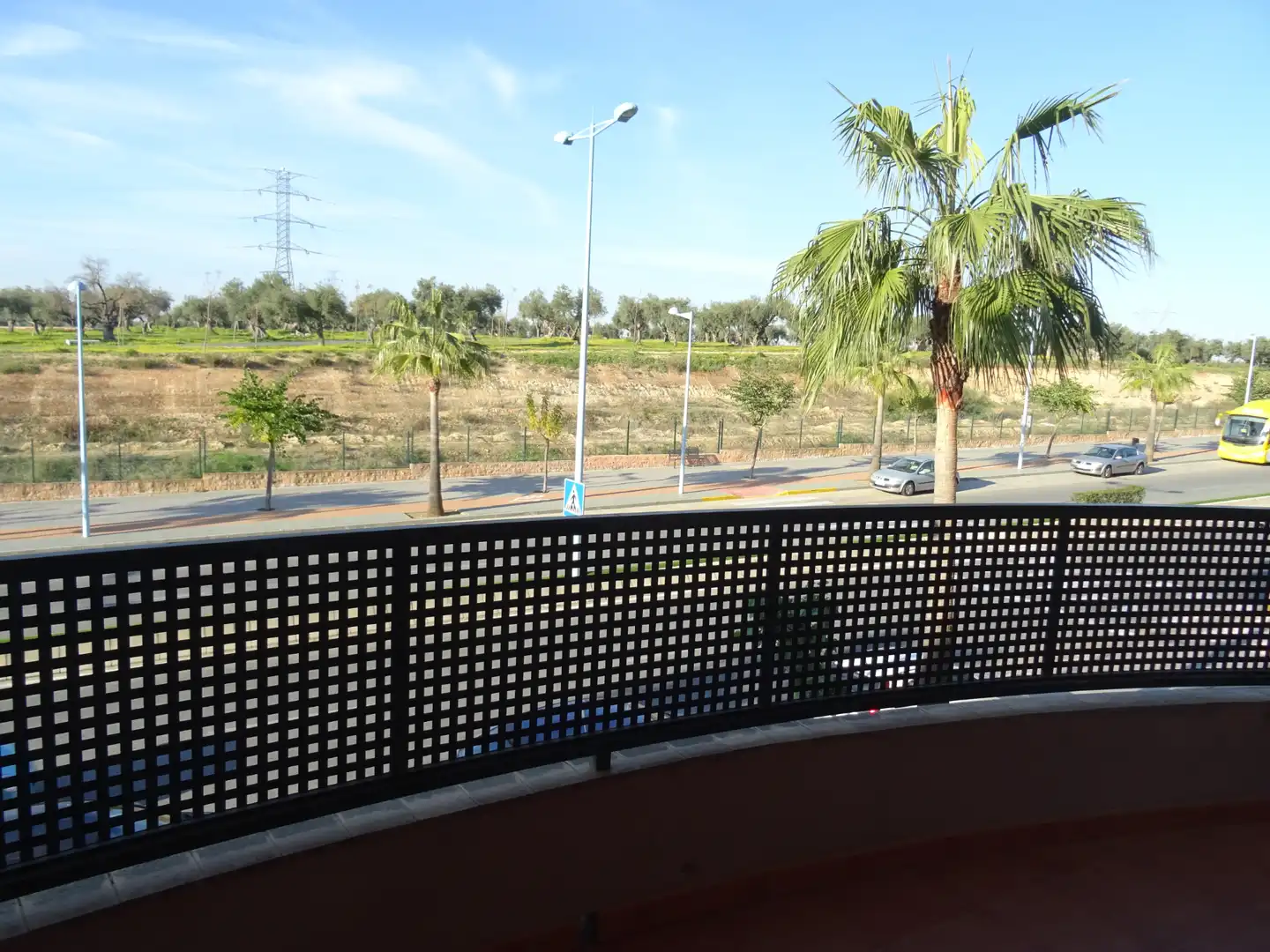 Terraza de Piso de alquiler en Dos Hermanas con Aire acondicionado, Terraza y Amueblado