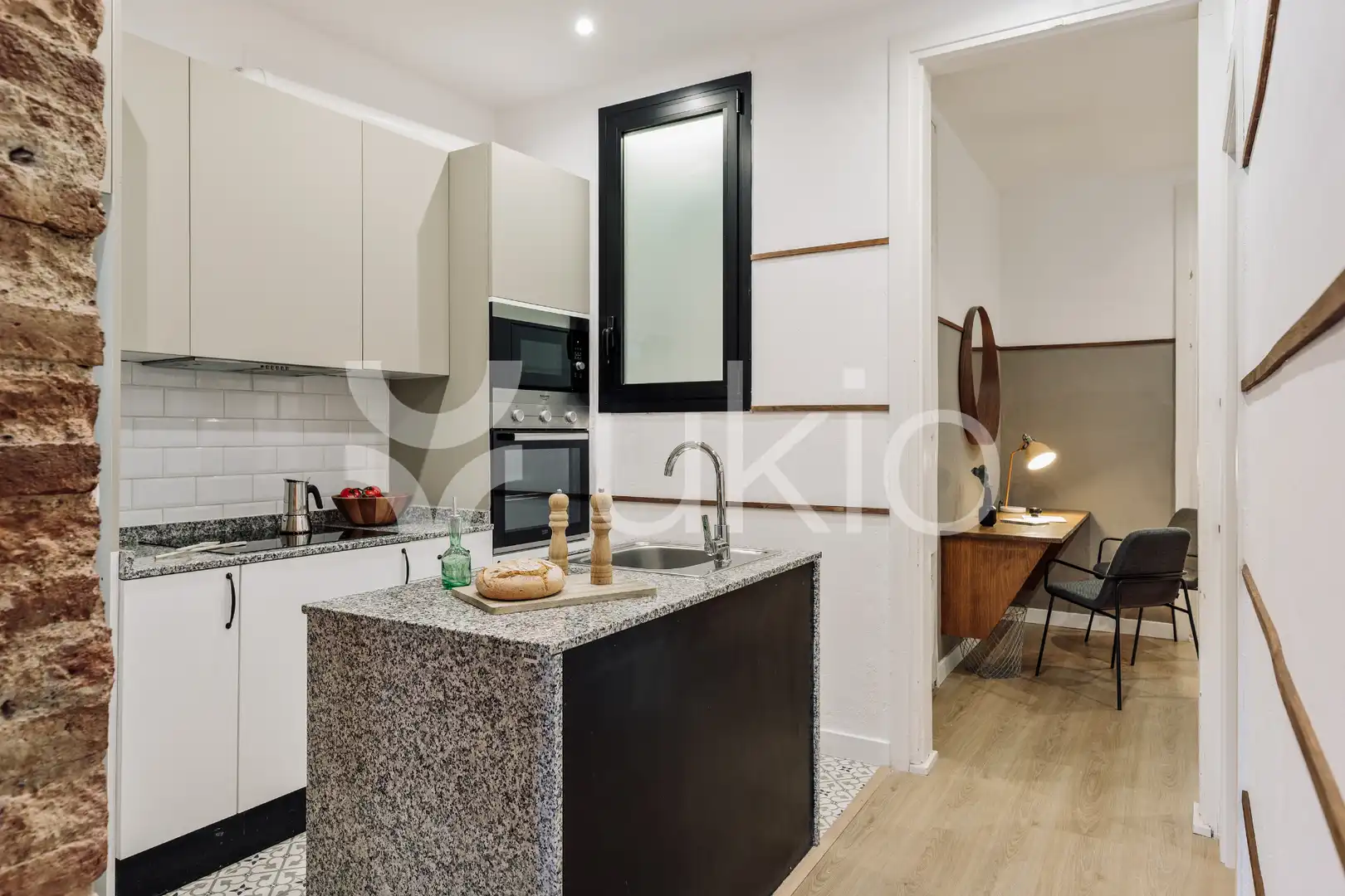 Cuina de Apartament de lloguer en Barcelona amb Aire condicionat, Moblat i Forn