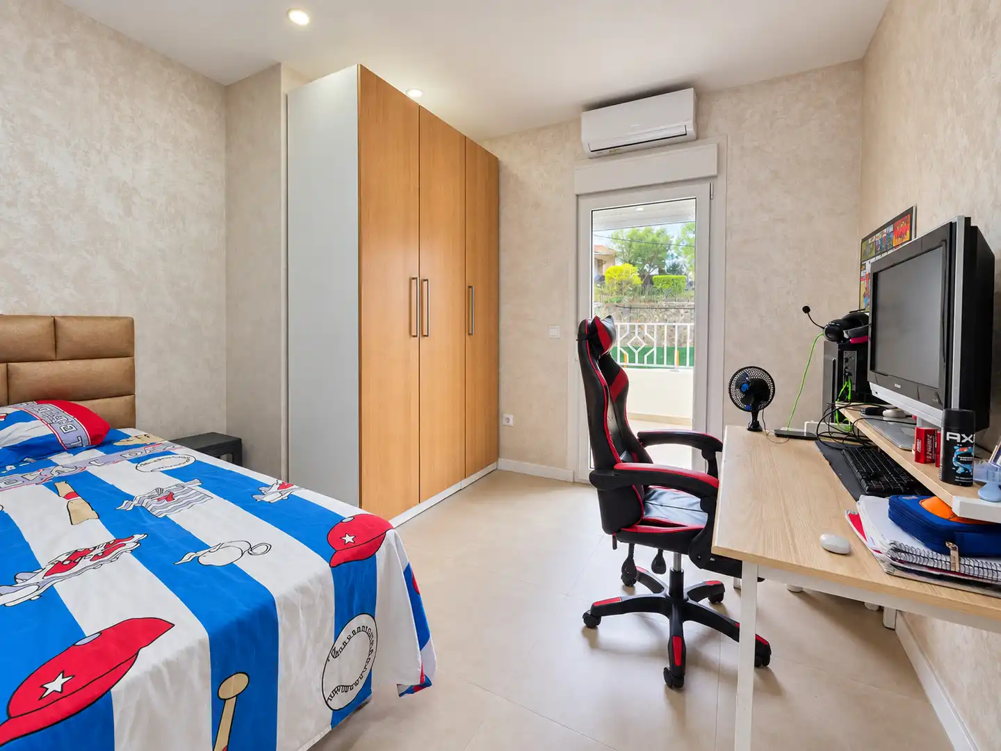 Casa amb terrassa en venda a Carrer de Santa Cristina, imagen 21