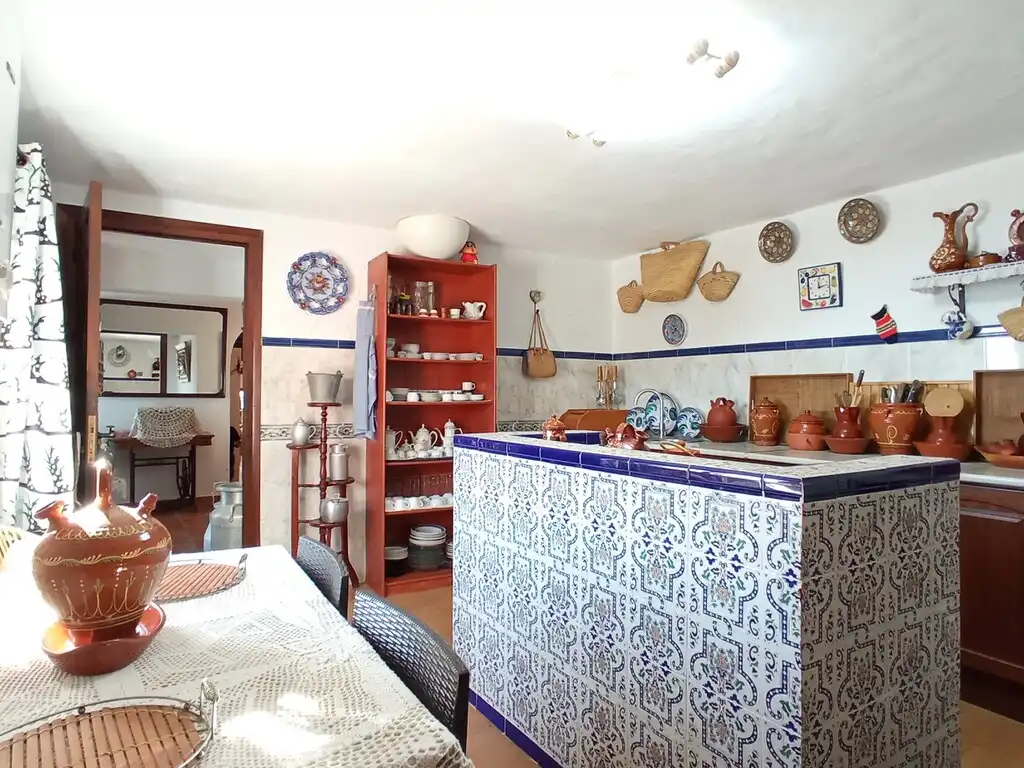 Cuina de Casa o xalet en venda en Vélez-Málaga amb Aire condicionat, Terrassa i Piscina