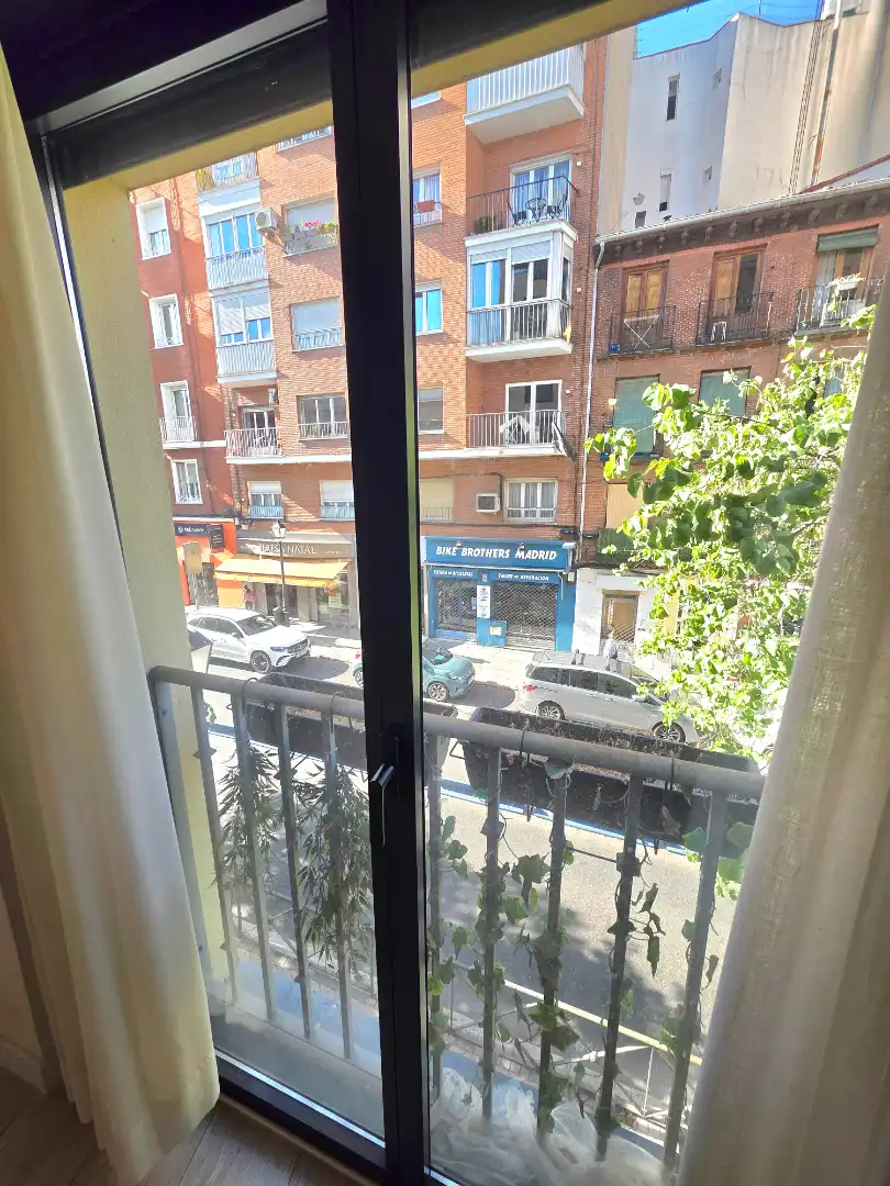 Vista exterior de Piso en venta en Madrid con Aire acondicionado, Calefacción y Parquet