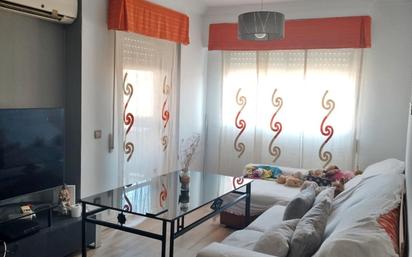 Sala d'estar de Pis en venda en  Córdoba Capital amb Aire condicionat, Terrassa i Piscina comunitària