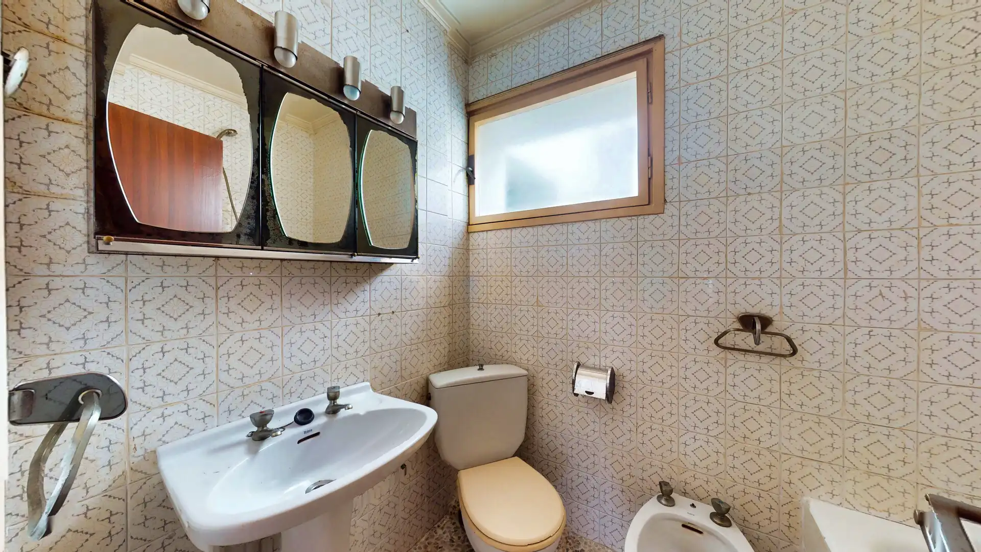 Baño de Piso en venta en Barakaldo  con Trastero