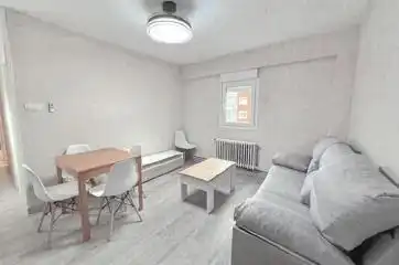 Appartement compact avec ascenseur à louer à Solidaridad, imagen 2
