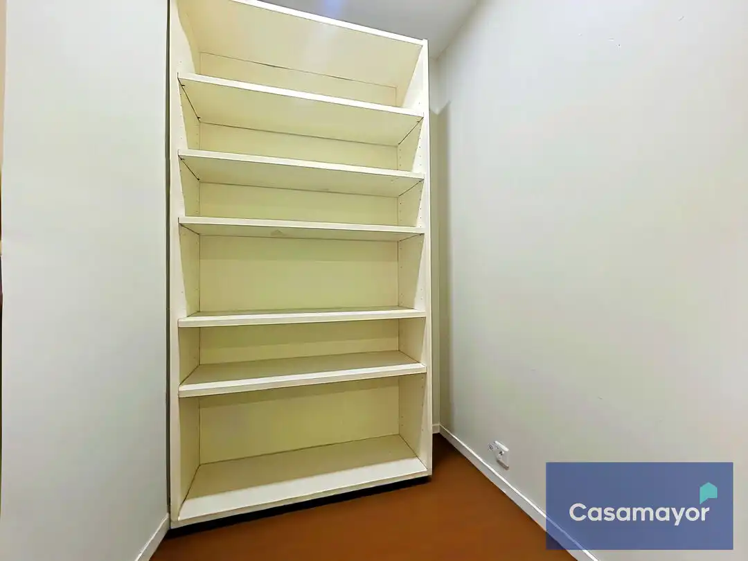 Flat for sale in Alicante / Alacant  with Oven, Washing machine and Microwave
