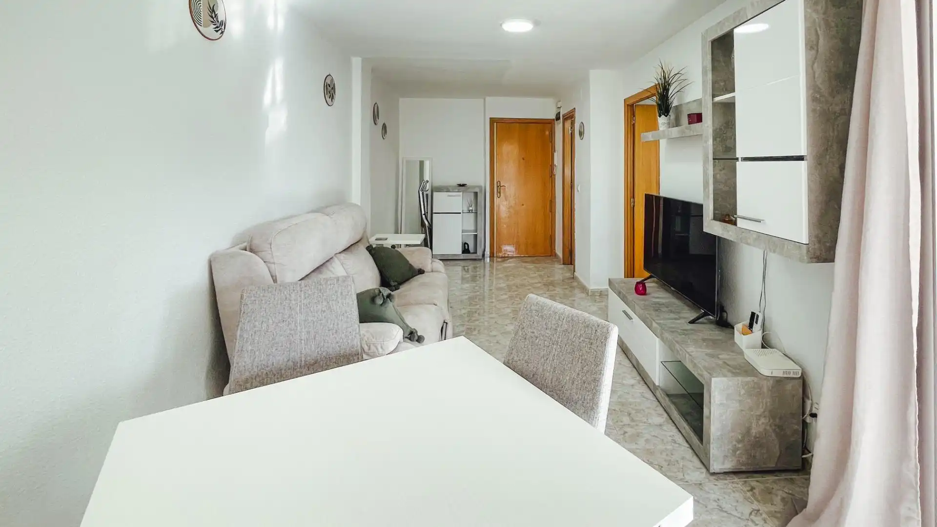 Living room of Apartments for sale in Benidorm  with Air Conditioner and Community pool
