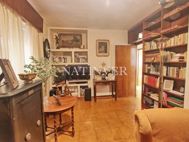 Piso con ascensor en venta en Paseo Reding 33
