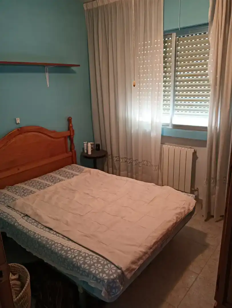 Dormitori de Casa adosada en venda en Casillas amb Traster i Balcó