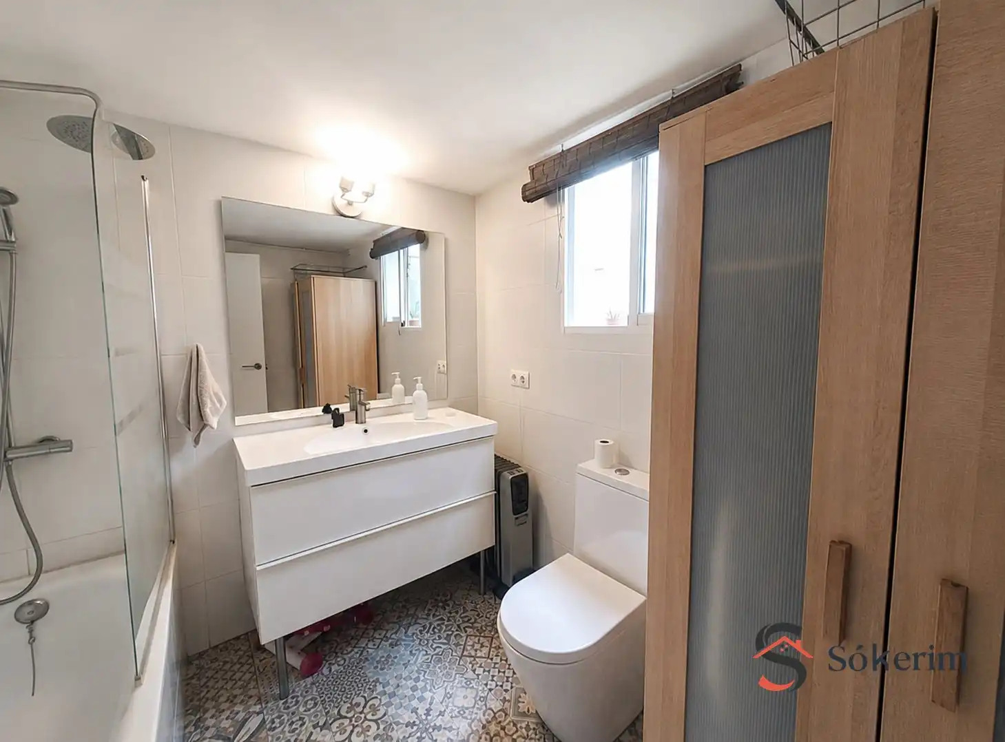 Bany de Casa o xalet en venda en Barcelona amb Aire condicionat, Calefacció i Terrassa