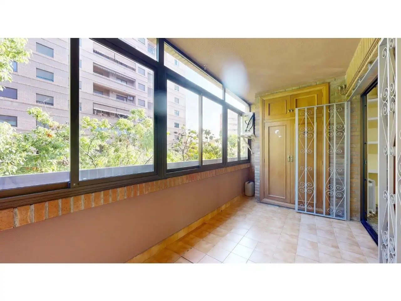 Vista exterior de Piso en venta en Valencia con Aire acondicionado, Calefacción y Jardín privado