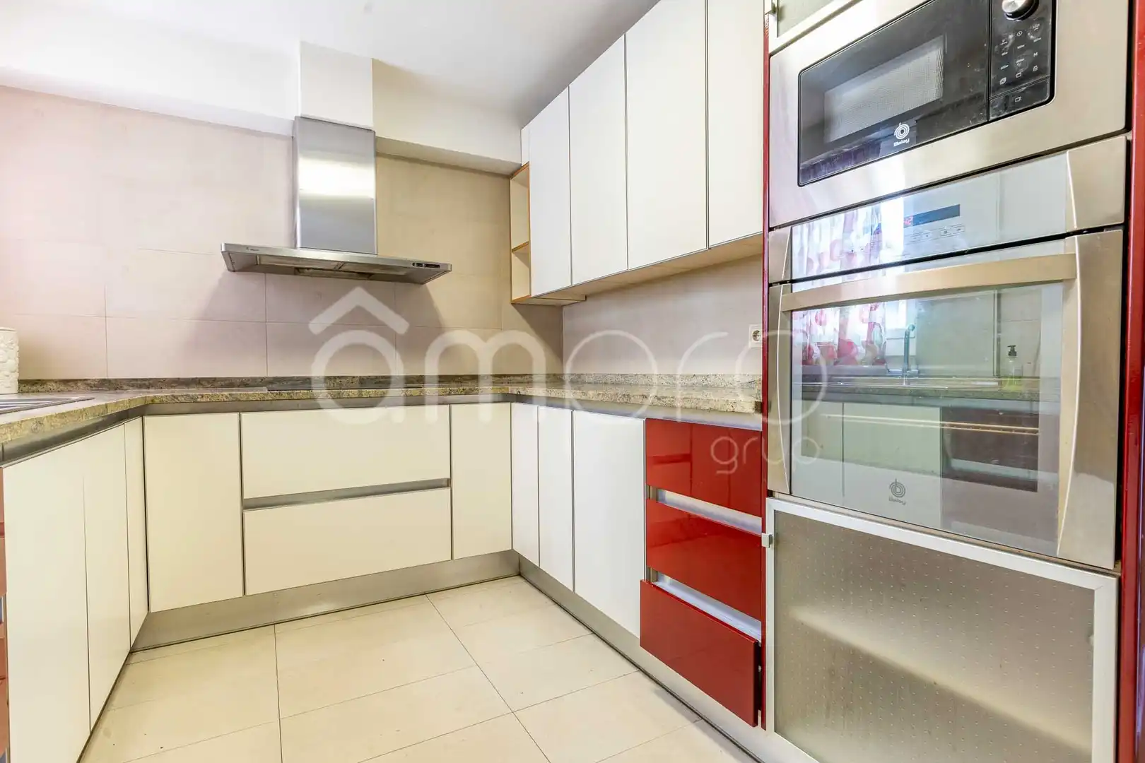 Cocina de Piso de alquiler en Tarragona con Calefacción, Terraza y Trastero