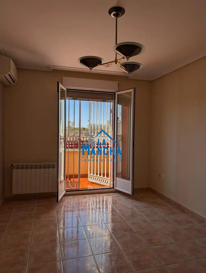 Detached homes for sale in La Gineta  with Heating, Terrace and Balcony