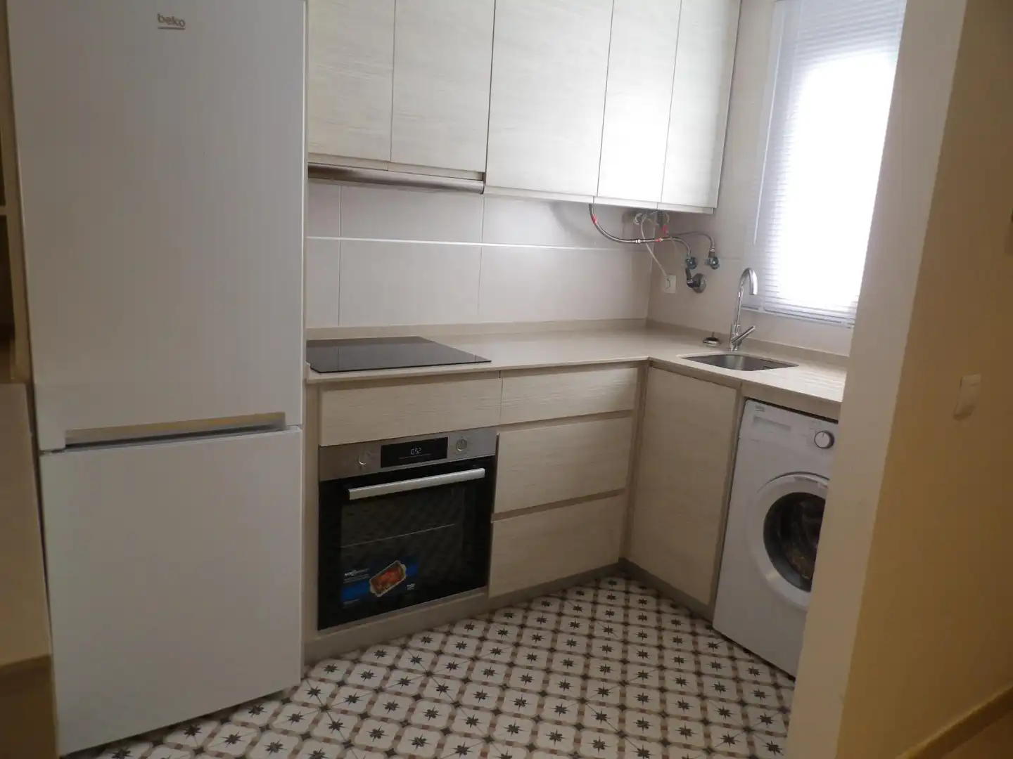 Kitchen of Flat for sale in Algeciras  with Balcony