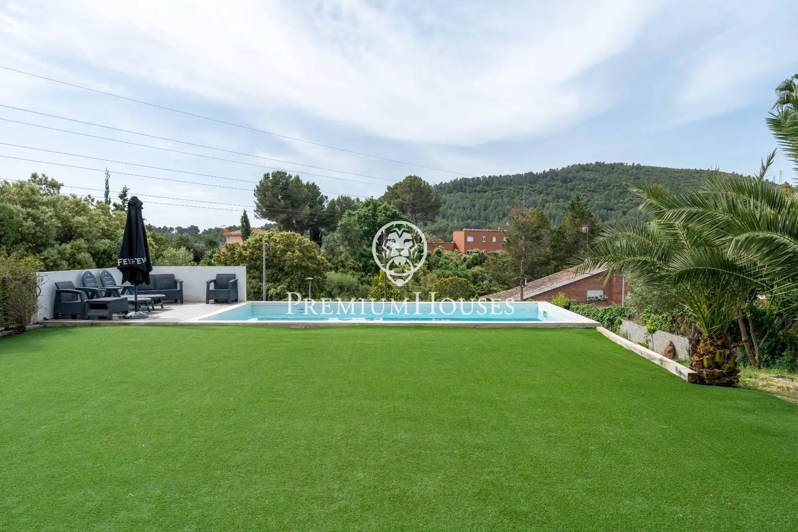 Swimming pool of Houses for sale in Gavà  with Air Conditioner, Heating and Private garden