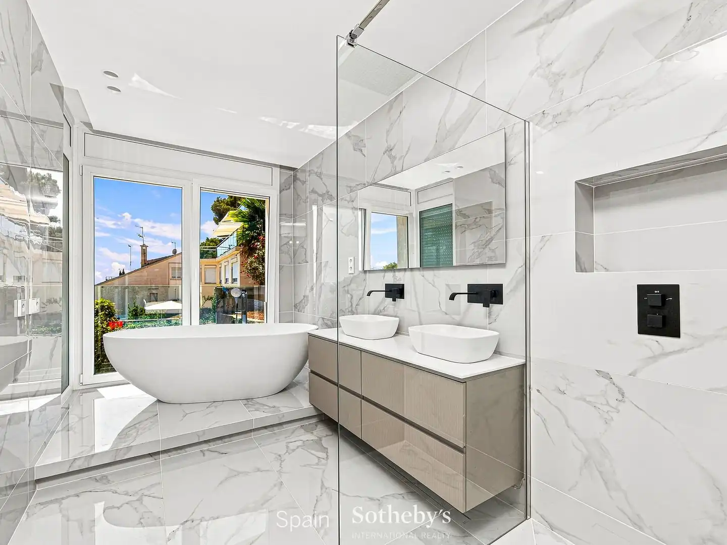 Casa con piscina en venta en Bellamar, imagen 15