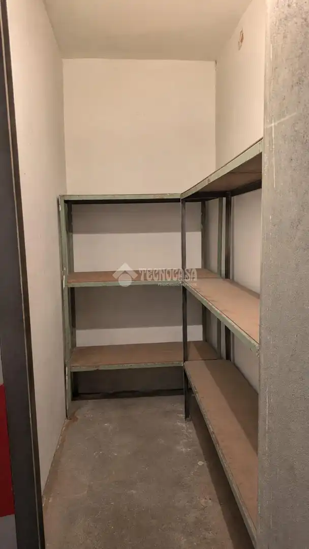 Garage for sale in Zaragoza