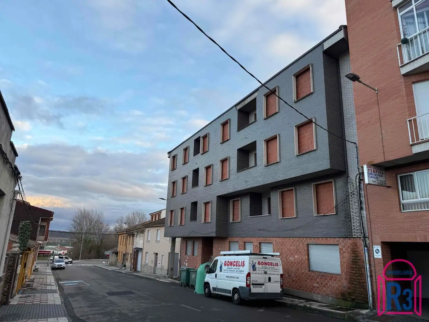 Buildings for sale in La Ermita, Villaquilambre