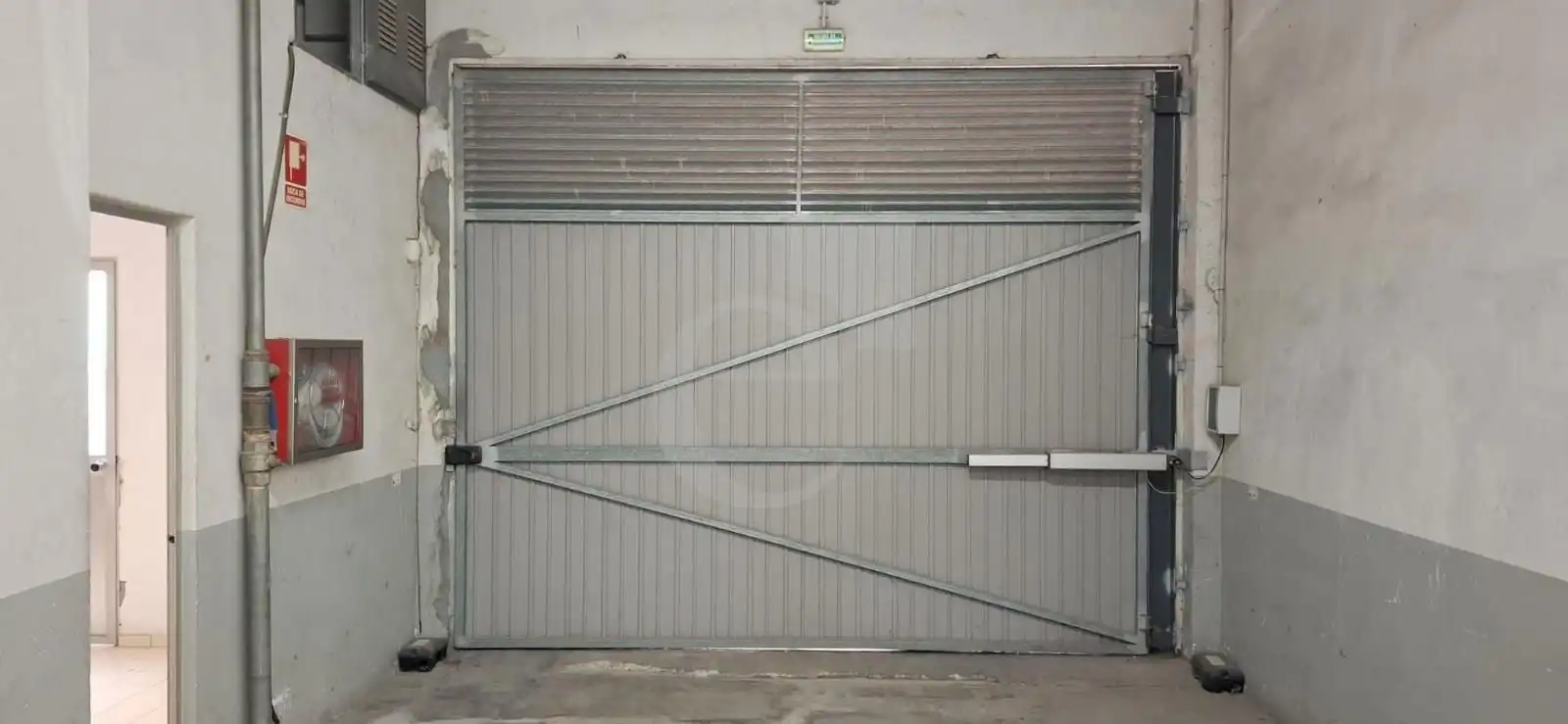Parking of Industrial buildings for sale in Valencia