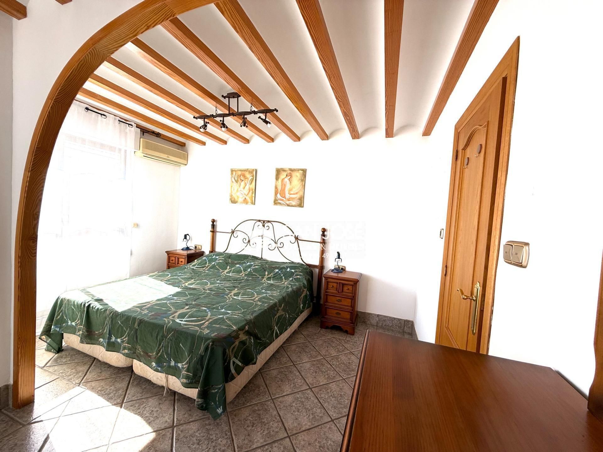 Dormitori de Pis en venda en Novelda amb Aire condicionat i Balcó